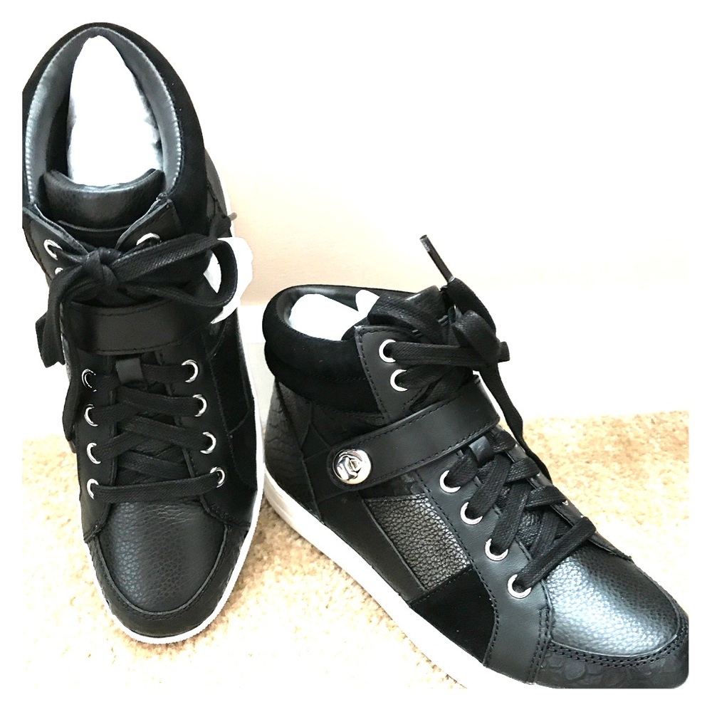 Authentic size 7 Coach sneakers -- BRAND NEW